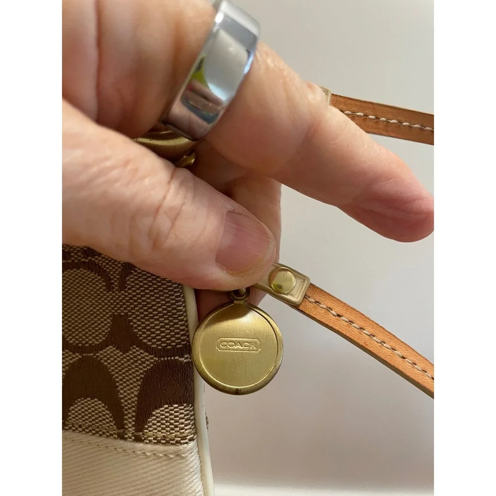 Coach Vintage Small Wristlet Signature Canvas Brown Cream Brass Charm 40028